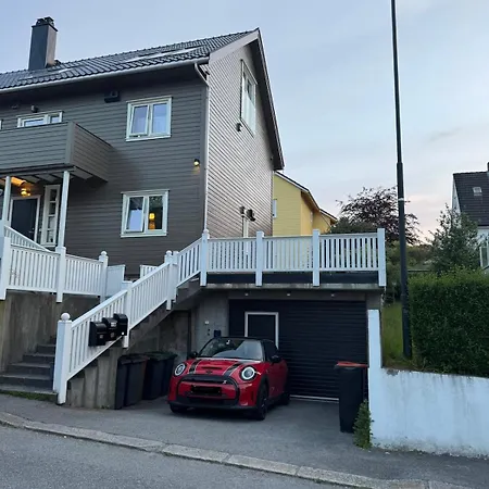 公寓 Cozy With Proximity To The Center *