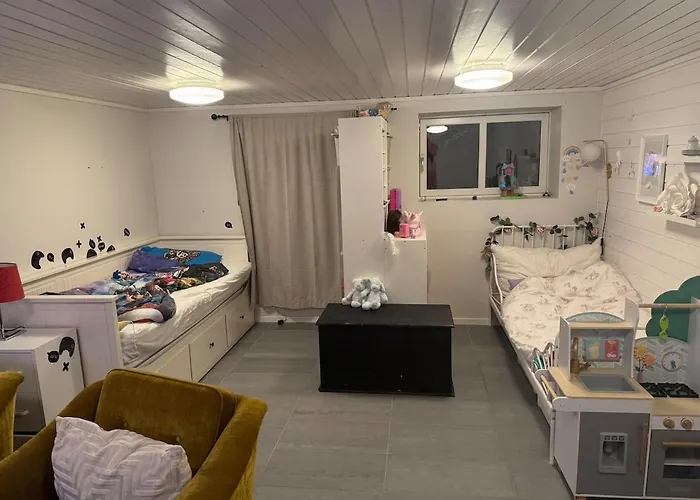 Cozy With Proximity To The Center