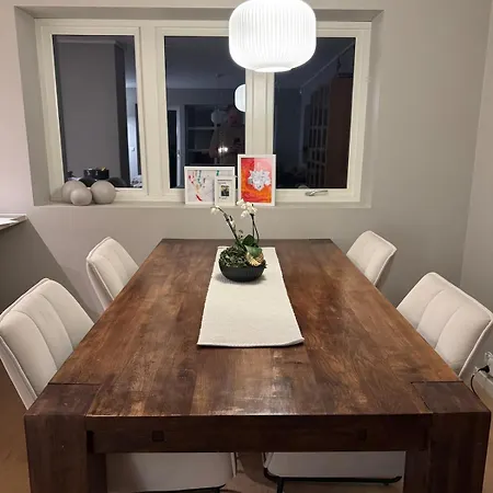דירה Cozy With Proximity To The Center *